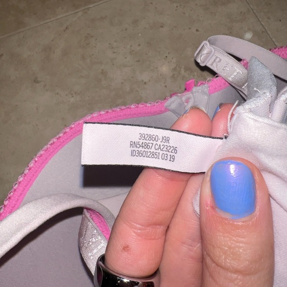 Victoria's Secret PINK Lace Detail Bow Push Up Bra Size 32 D - Picture 6 of 7